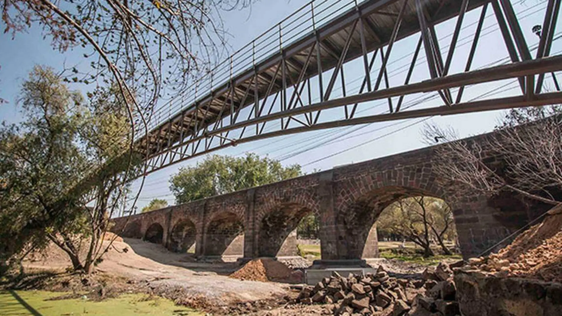 Puente de la Historia